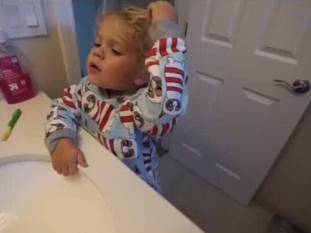 看美国3岁萌宝说日常英语,学地道亲子英语表达#英语启蒙 #亲子英语 #萌宝日常