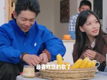 “她在思念什么 每日每夜”#茶花开了#加木