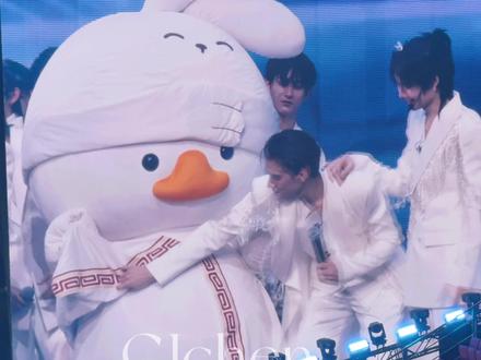 一家三口好幸福🥰(其实我至今不知道是谁给配的音,是初一吗?)#kengnamping #DMDland3 #ohae