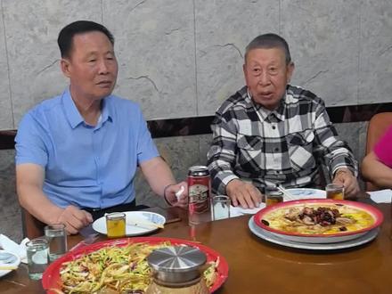 用多种文化方式记念屈原