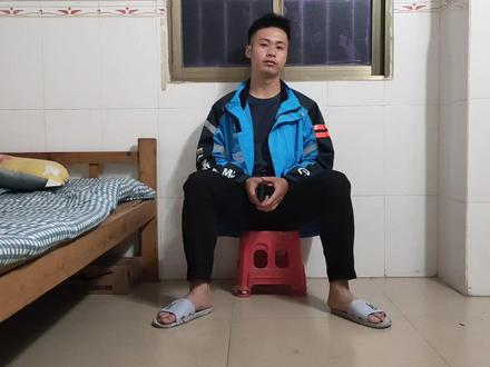 想跑外卖的兄弟考虑清楚,前期投入就要5000,赚不赚钱还是未知数