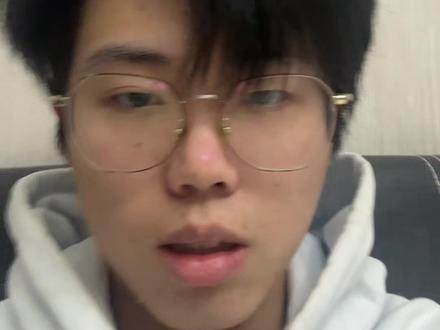 输给这样的载物不丢人 能逼出载的全盛姿态 给观众看个爽 值了 虽然虐了黑闪 但我相信黑豹可以继续创造惊喜的#cs#zywoo#molodoy