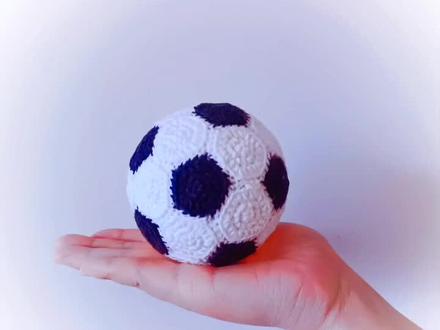 新手入门教程📣
#钩织足球教程 #钩针基础教程#钩针零基础