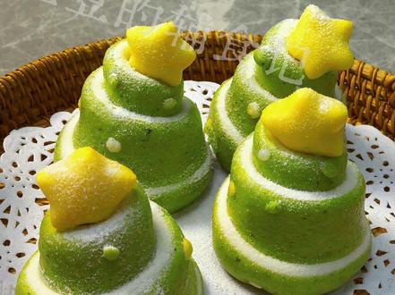 免模具超简单🎄圣诞卡通馒头系列
一次发酵简简单单就做好啦,
一起做起来叭~
#辅食 #圣诞 #花样馒头 #热门 #真实生活分享计划