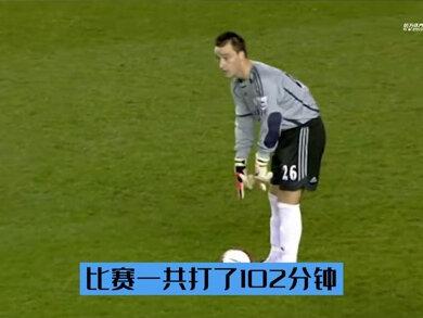 #历史上的今天 一场比赛,切尔西两位门将竟都昏迷下场,特里不得不心惊胆战客串起门将......2006年10月14日,英超雷丁0-1切尔西,切赫 「头盔侠」的由来 #足球合伙人 #dou来足球季