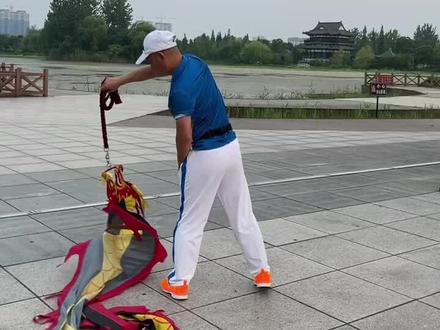 单手后8背面教程来了,照着练习几次就会了#健身龙 #舞龙