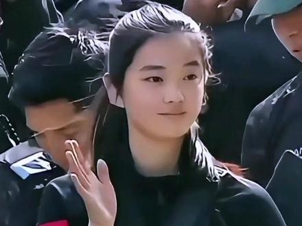 场下柔美 场上英姿飒爽 中国特警女狙击手太帅了!