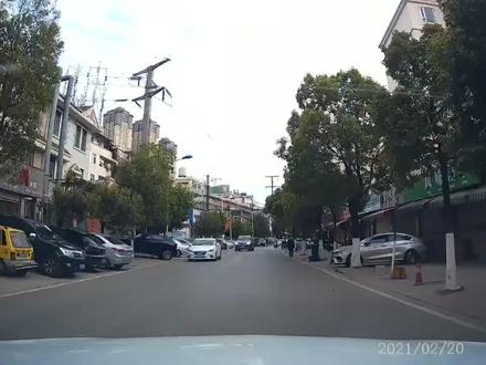360行车记录仪K300,上车实测效果,这清晰度着实不错(手机回放下载视频,语音声控)有喜欢的来