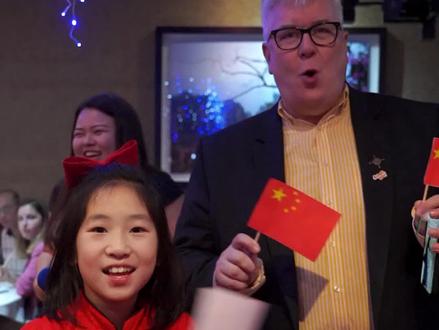 #我爱你中国 #国庆节快乐 #中国加油 #国旗 #中国红永不褪色
我们在英国祝福国家繁荣昌盛 红旗绵延万里
Mia的英国国庆特辑