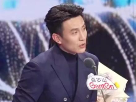 刘萧旭,获奖感言!上海微短剧品质盛典!#刘萧旭 #获奖 #小孩叔 #向全世界安利 #微短剧品质盛典