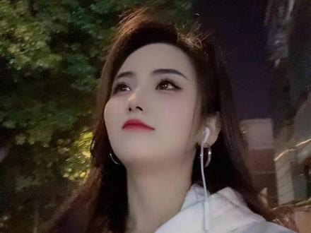 不回的信息就不要再发了,何必为了不在乎你的人,作贱了自己,为难了别人…#情感共鸣 #经历过的人才懂