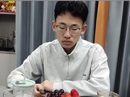 丽萍家的早餐,现实版胡闹厨房 #搞笑 #早餐 #离谱 #听劝 #情绪稳定