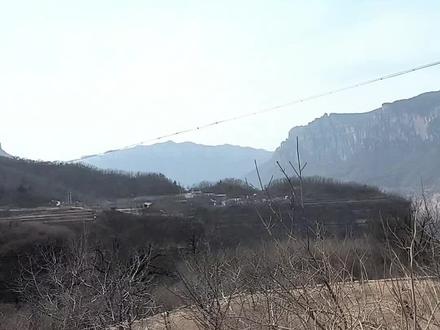 来鲁班天梯别乱走!导航直达,见牌停车徒步。
天梯→一线天→鲁班豁,经典三连打卡,往返1小时左右,轻松不累不绕路。#鲁班天梯#鲁班豁#一米崖#热门#网红打卡地