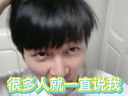 #周深我每天都有换衣服 不是没换衣服,只是有一柜子白衣服,哈哈哈哈哈#周深