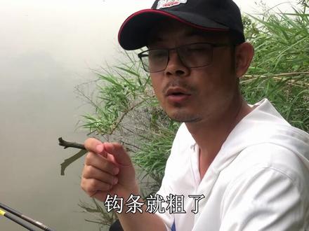 鱼钩带不带倒刺,对钓鱼影响其实不小,你知道怎么用吗?