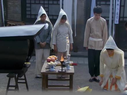 首长去世多日,竟被一位乞丐救治,结局让人意外#我的观影报告 #好剧推荐 #影视解说