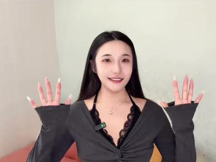 西北导游小尤在线拆解!🤔
想去敦煌看演出却纠结选《又见敦煌》还是《乐动敦煌》?
别再盲目买票了!
一篇超全对比帮你精准避雷,看完直接选到最适合你的那场!
#敦煌旅游 #又见敦煌 #乐动敦煌 #西北旅行攻略