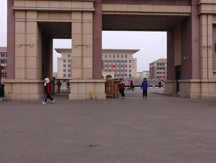 20260130腊月十二鄯阳南门往西高一高二放假 #朔城区一中 #朔城区一中鄯阳校区 #朔城区一中敬德校区 #怀念的不是校服是青春