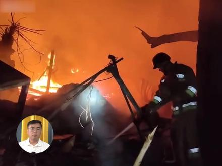 美国又动手了,伊朗港口接连传出三声爆炸,停火彻底没希望了 #时代砺剑高燃出列 #零基础看懂全球 #全球创作者计划 #热点 #热点新闻事件
