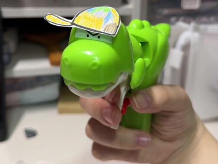 雷淞然名场面速通版
摄影师:我
造型师:我和我的笔
演员助理:我
摄影棚:我的桌子
#喜人奇妙夜 #雷淞然 #抽象艺术 #旧警察故事 #领养日