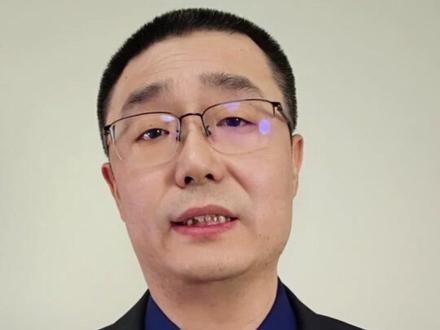 心源性猝死,现代人无法承受之痛!医生教你读懂它,学会如何提前发现它,发生心源性猝死之后,如何进行抢救?希望张雪峰老师的离世,能给更多人敲响警钟。#抖出健康知识宝藏 #心源性猝死 #张雪峰老师 #心肺复苏 #AED