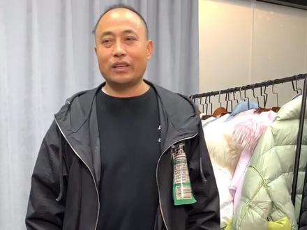 羽绒服钻绒怎么办啊,我来告诉你怎么搞定它#羽绒服 #dou是宝宝 #安利一下美好发生 #女装