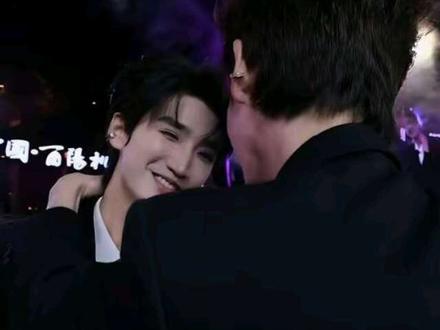 今天晚上又幸福了#以王情深 #银河系以太 #银河系王林 #我的cp天下第一甜 #龙浩天 @以太⚡·银河系A @王林🍃·银河系001