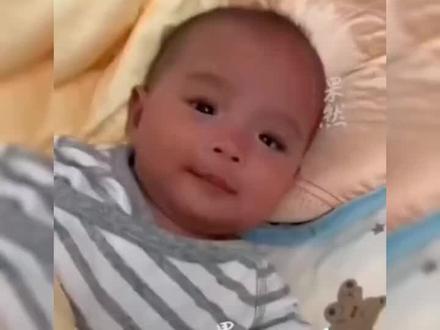 心痛啊,可怜的孩子,万一差我一个呢#小洛熙
#小洛熙妈妈#小洛熙爸爸