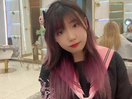 #北京染发哪里好 @抖音小助手 给妹妹做一个当下最潮的#水母头 妥妥过个年#懂你的发型师