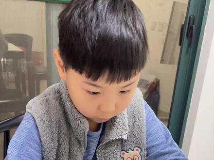 挑战代号鱼鹰旋翼机。#新年沉浸式拼积木挑战 #认真的样子真可爱 #乐高积木 #乐高兄弟 #旋翼机 @DOU+上热门