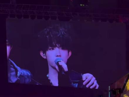 不要道歉宝宝😭我们不是说好了只流幸福的眼泪吗(cr.@慕容复 )
#TF家族荣耀之战 #苏新皓 #tf家族荣耀之战演唱会 #苏新皓哭了