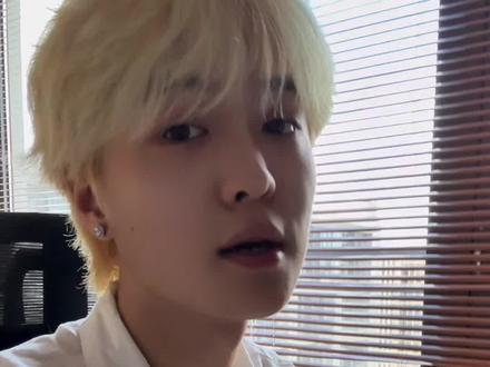 来吧!百灵鸟们试试看?
#合拍唱歌 #雨爱 #和声 #热歌翻唱