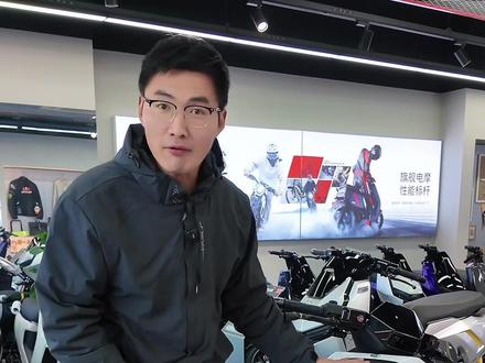 8年玩车老司机,30秒教你如何选对Fx风速和Nx风速!#小牛电动车#电动车推荐#购车指南#外卖车推荐#性价比