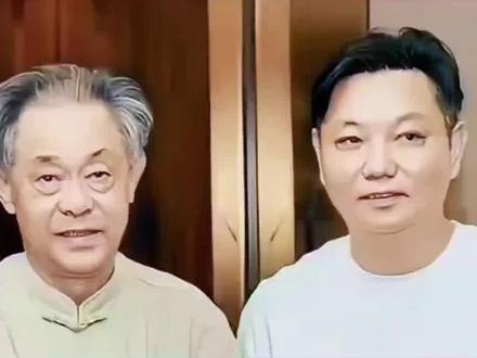 徐院长老了装糊涂 儿子徐湘江已跑路
南博事件会如何发展
#南京博物院#徐湖平#徐湘江#倒卖文物