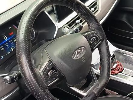 瑞虎八玻璃窗边压条拆装,自己动手简单!