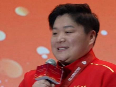 以奋斗 敬荣耀|河北姑娘巩立姣,25年只做一件事,热爱可抵岁月漫长!#巩立姣 #25年只做一件事 #热爱可抵岁月漫长 #以奋斗敬荣耀 #巩立姣铅球冠军