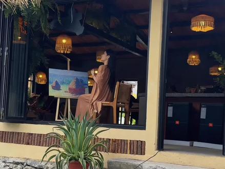 这里的环境美的夯爆了!喝着咖啡欣赏着美景,轻松愉快的度个假 #五一去哪儿#小野于世#这么近那么美周末到河北#露营#露营烧烤地点推荐