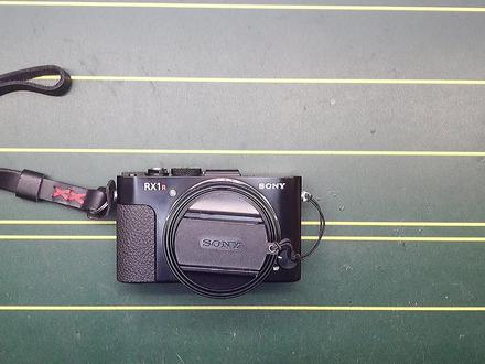 索尼RX1R,全面幅黑卡相机,cmos发霉?什么情况
