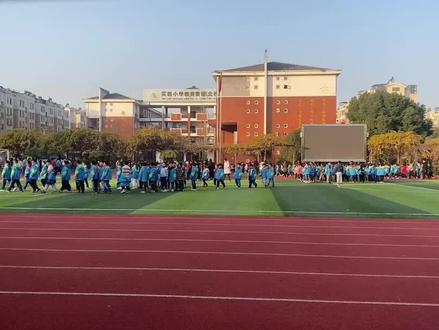 想不到文明创建还为母校站会岗🎉🎉#祖国的花朵未来的栋梁