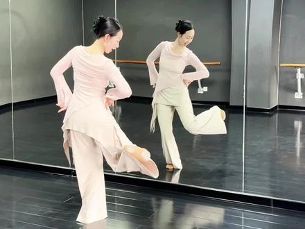 《立春》镜面背面歌词跟练版 #立春舞蹈 #背面教学 #古典舞 #舞蹈分解教学视频 #抖音热门舞蹈计划