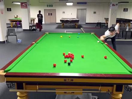 梁文博禁赛后独自训练,意外轰出满分147,最终却无人分享喜悦#台球 #斯诺克 #梁文博 #一杆清台