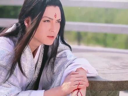 【神魔井】 《花千骨》同人Cosplay MV 小小白 西子 秭颜#古风 #cosplay 喜欢这个视频很久了。前几天在B站上看到高清版本的。搬来分享。如果大家喜欢,可以自己去B站上看