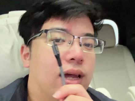 #新能源汽车 #理想汽车 #理想l9
理想L9的投屏线来啦