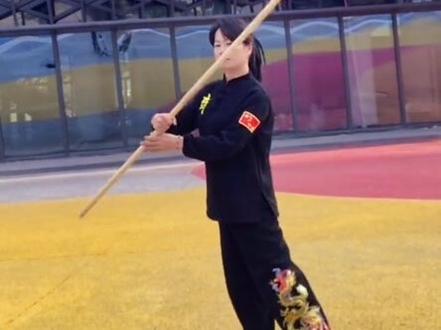 棍术基本功·提撩棍#武术基本功 #一起来锻炼