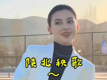 最美米脂秧歌女指挥—高梦瑶