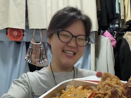 上完课来上这么一顿~再美美的睡一觉~爽!#今天吃啥#美食