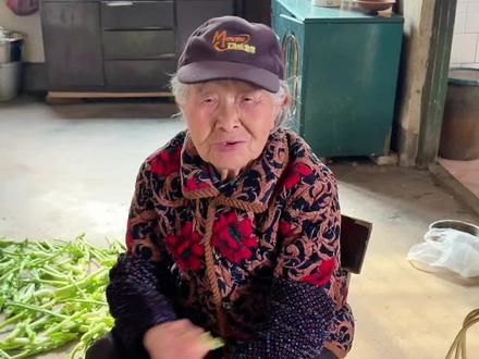 分享我平时喂鸡的方法(一) #我的乡村生活