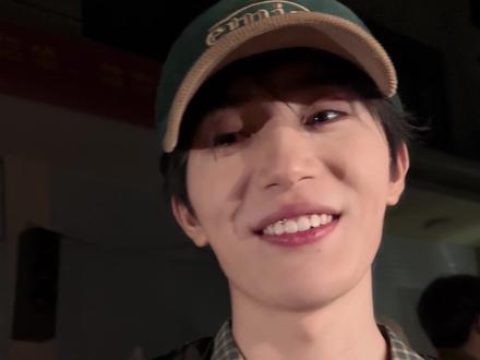 第二个100天@张翅🪽✨|在有限的时间里,去奔赴每一场不留遗憾的相见。🫶🏻
「愿你的真诚一直被温柔以待,期待未来更多个100天✨」
#张翅 #演员张翅 #向全世界安利张翅 #愿你的温柔被世界温柔以待