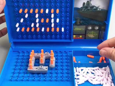 双人对战海战棋游戏,将对方战船全部击沉就胜利啦,一起和孩子来玩吧#益智玩具 #亲子游戏 #桌面游戏