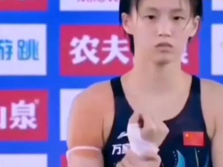 #回放陈芋汐和全红蝉的冠亚军之争#全国女子单人跳水锦标赛决赛,两人全程5跳对比,引人高度关注和热论!